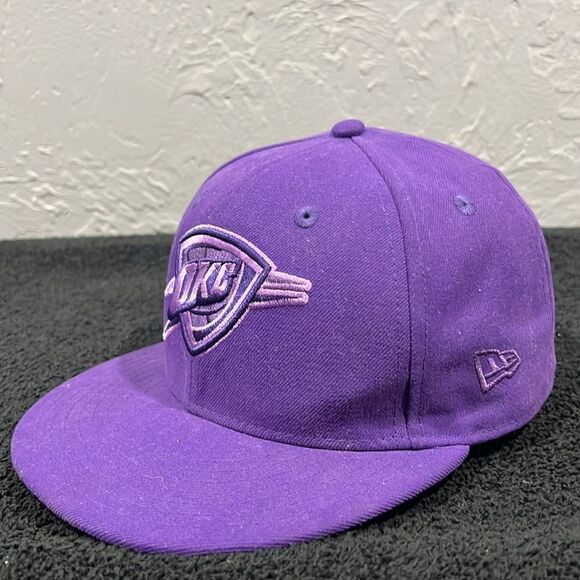 🏀 OKLAHOMA CITY THUNDER NBA Purple NEW ERA 59Fifty Fitted Flat Bill Hat Sz 7-1/8 - Picture 3 of 10